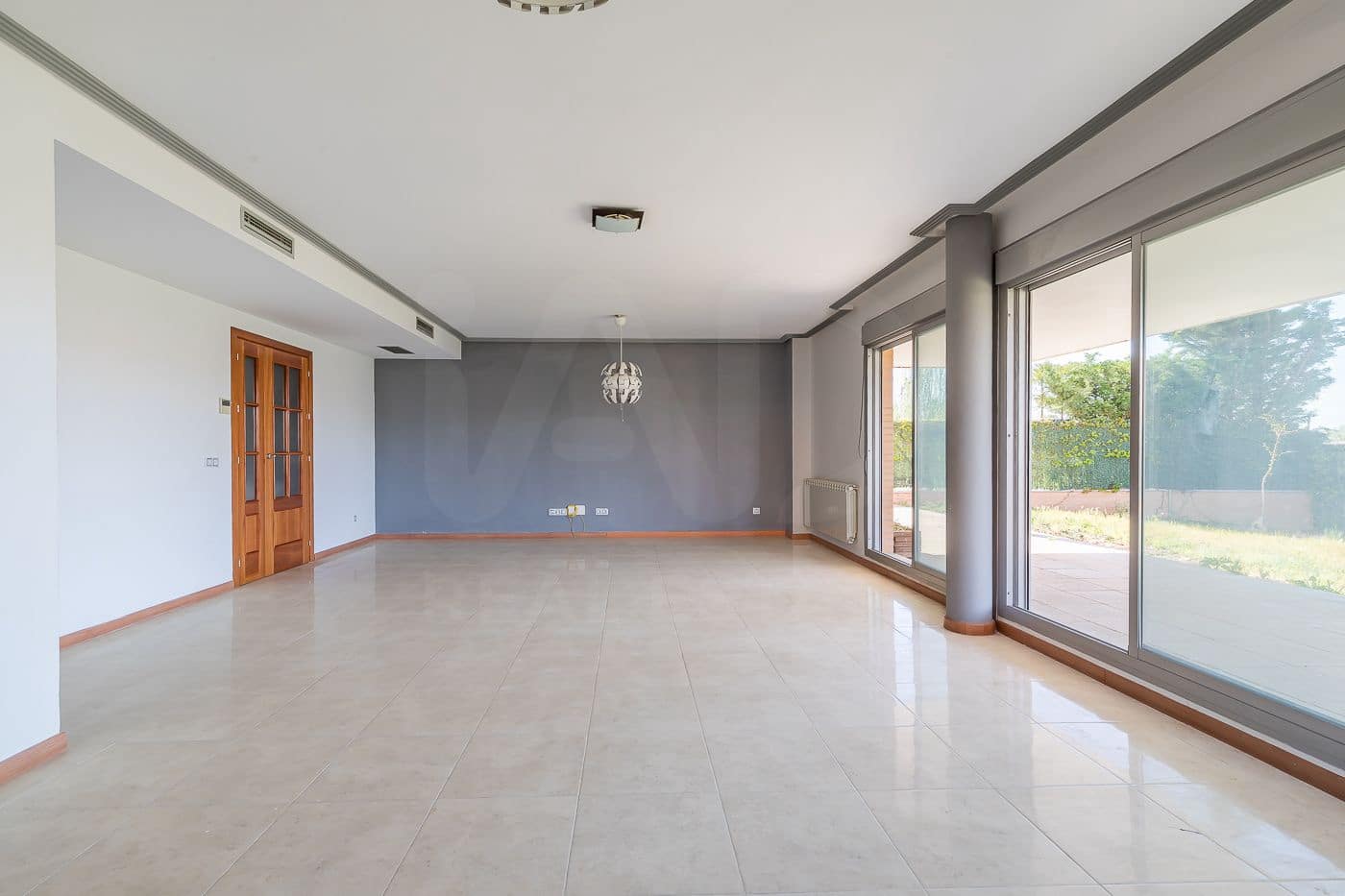 5 slaapkamer Villa te koop in Caceres stad met garage - € 765.000 (Ref: 9991103)