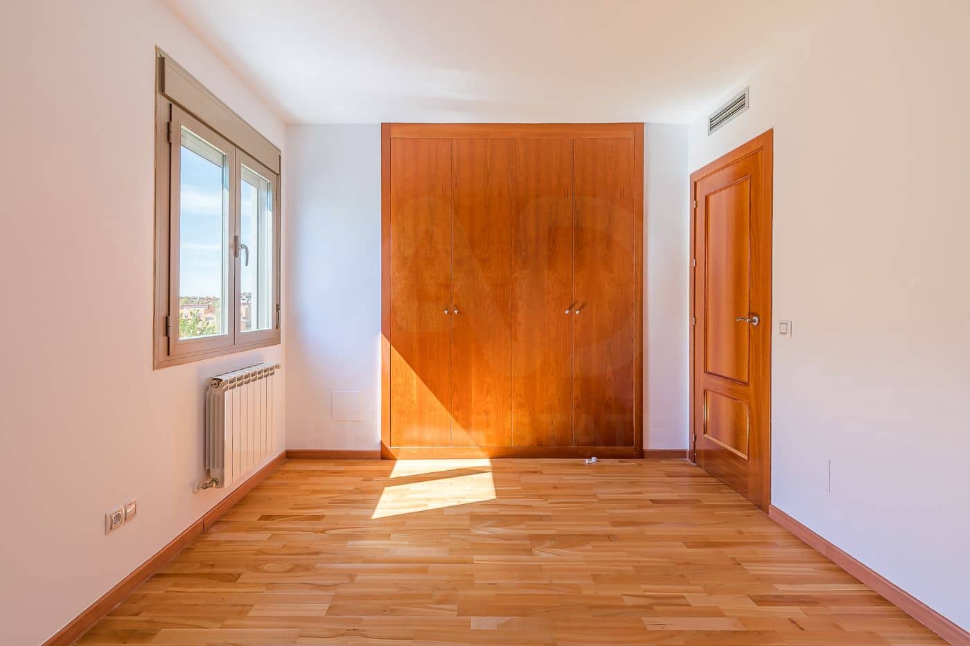 5 slaapkamer Villa te koop in Caceres stad met garage - € 765.000 (Ref: 9991103)