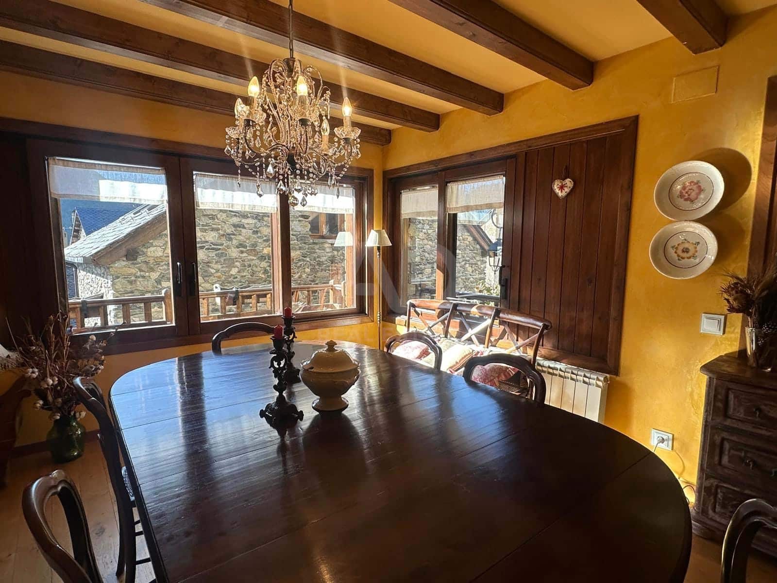 4 soveværelse Byhus til salg i Lleida by - € 799.000 (Ref: 9991104)