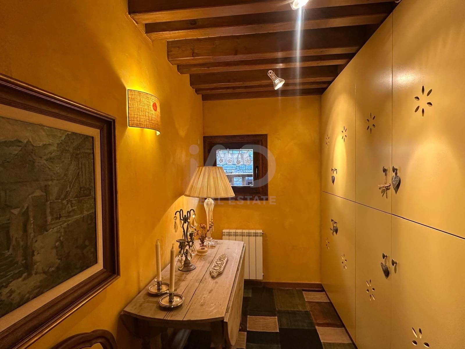 4 soveværelse Byhus til salg i Lleida by - € 799.000 (Ref: 9991104)