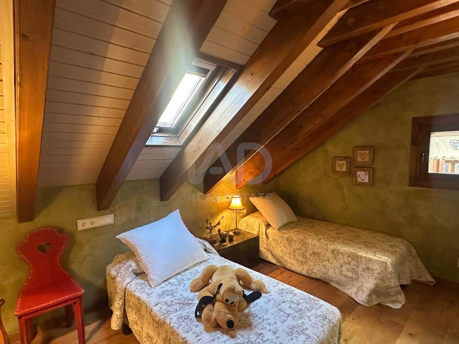 4 soveværelse Byhus til salg i Lleida by - € 799.000 (Ref: 9991104)