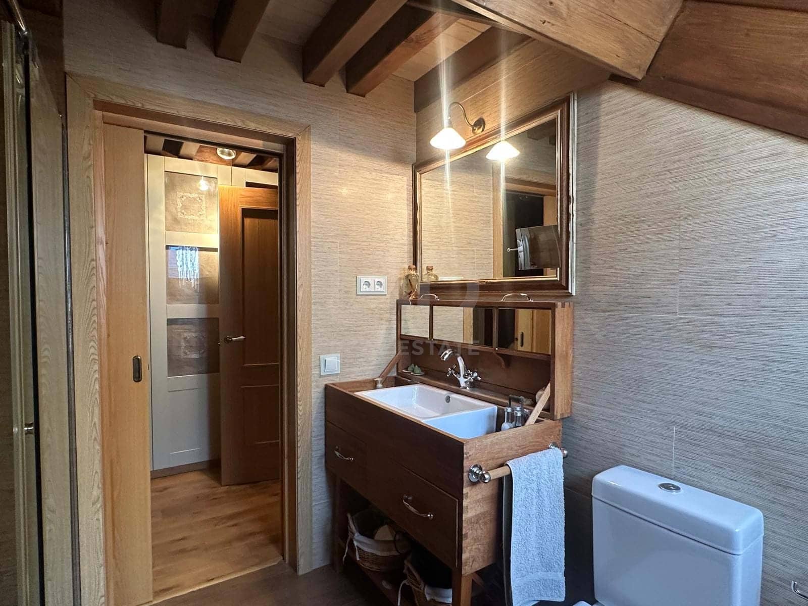 4 soveværelse Byhus til salg i Lleida by - € 799.000 (Ref: 9991104)