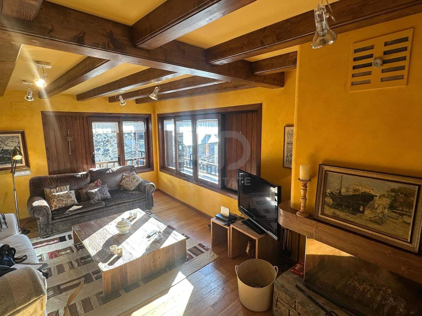 4 soveværelse Byhus til salg i Lleida by - € 799.000 (Ref: 9991104)
