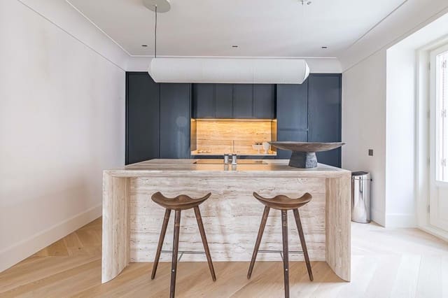 4 soveværelse Lejlighed til salg i Recoletos, Madrid by - € 8.000.000 (Ref: 9991105)