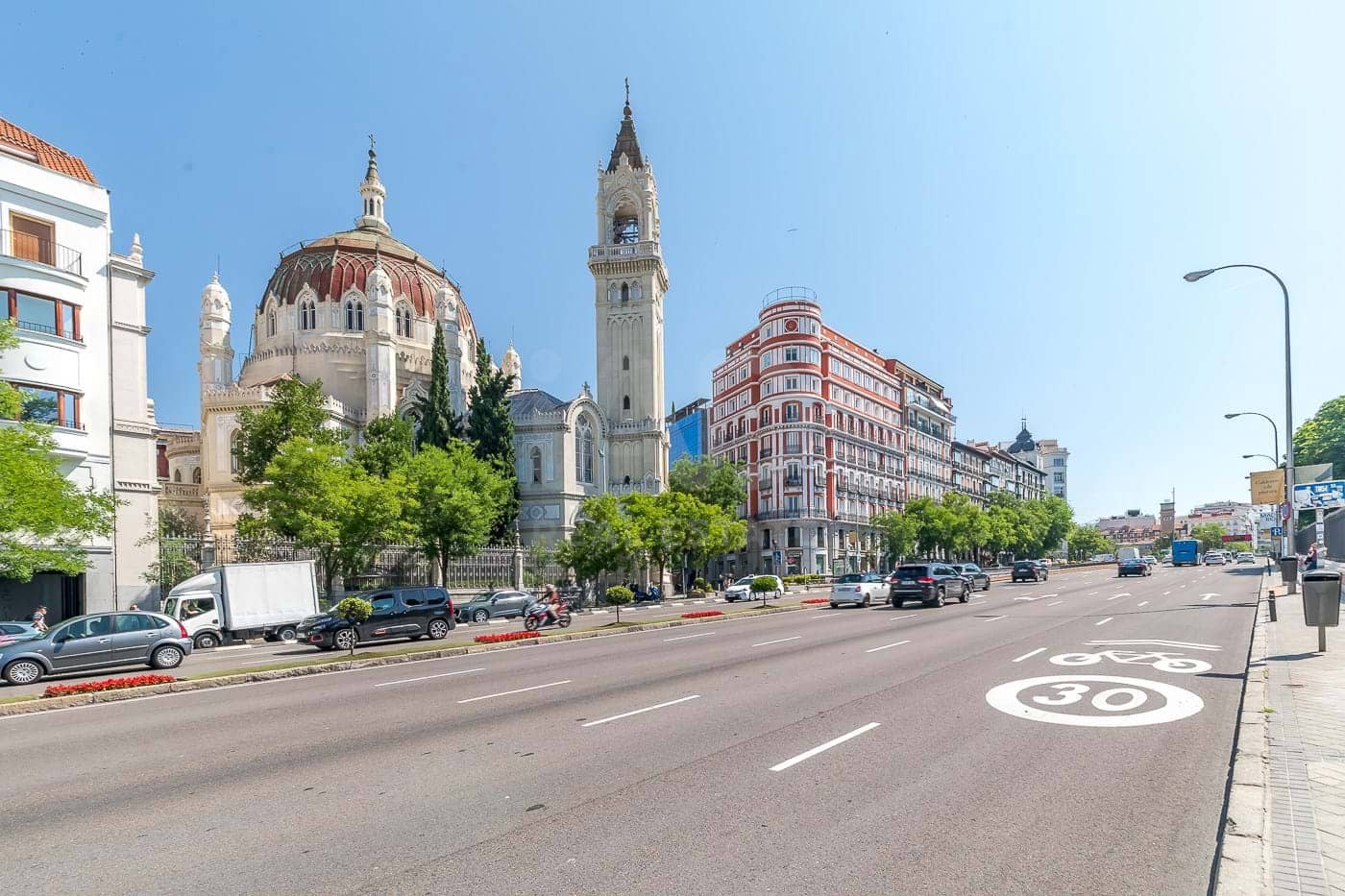 4 sovrum Lägenhet till salu i Madrid stad - 8 000 000 € (Ref: 9991105)