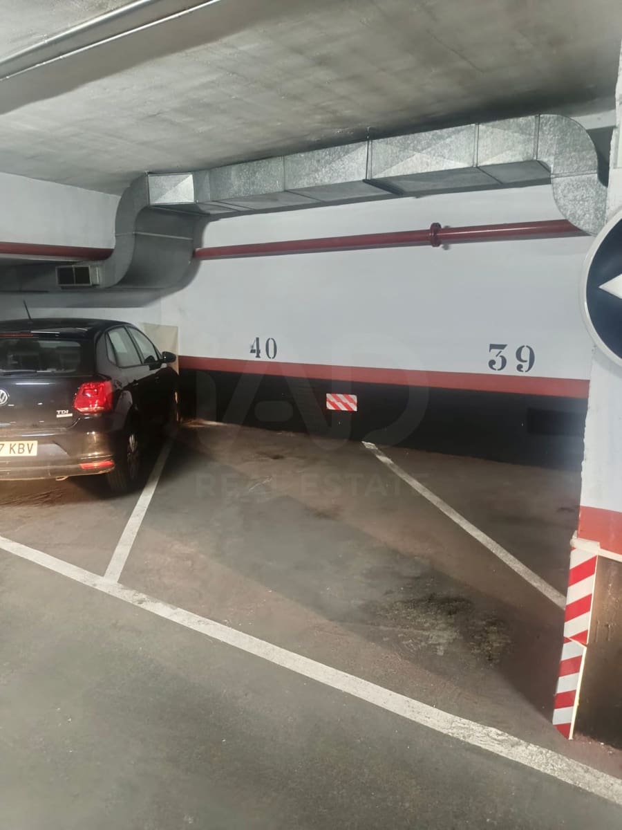 Garasje til salgs i Madrid by - € 15 000 (Ref: 9991106)