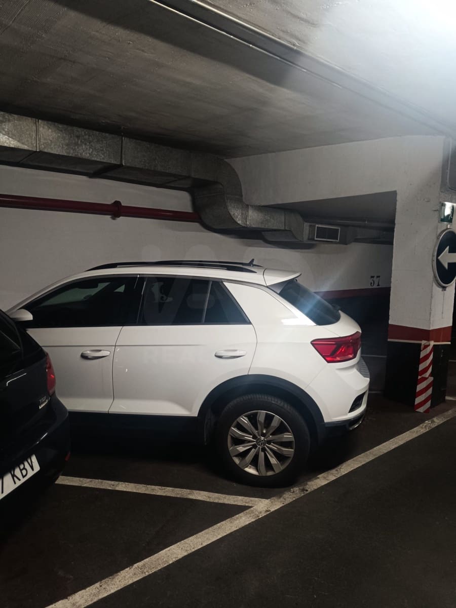 Garasje til salgs i Madrid by - € 15 000 (Ref: 9991106)