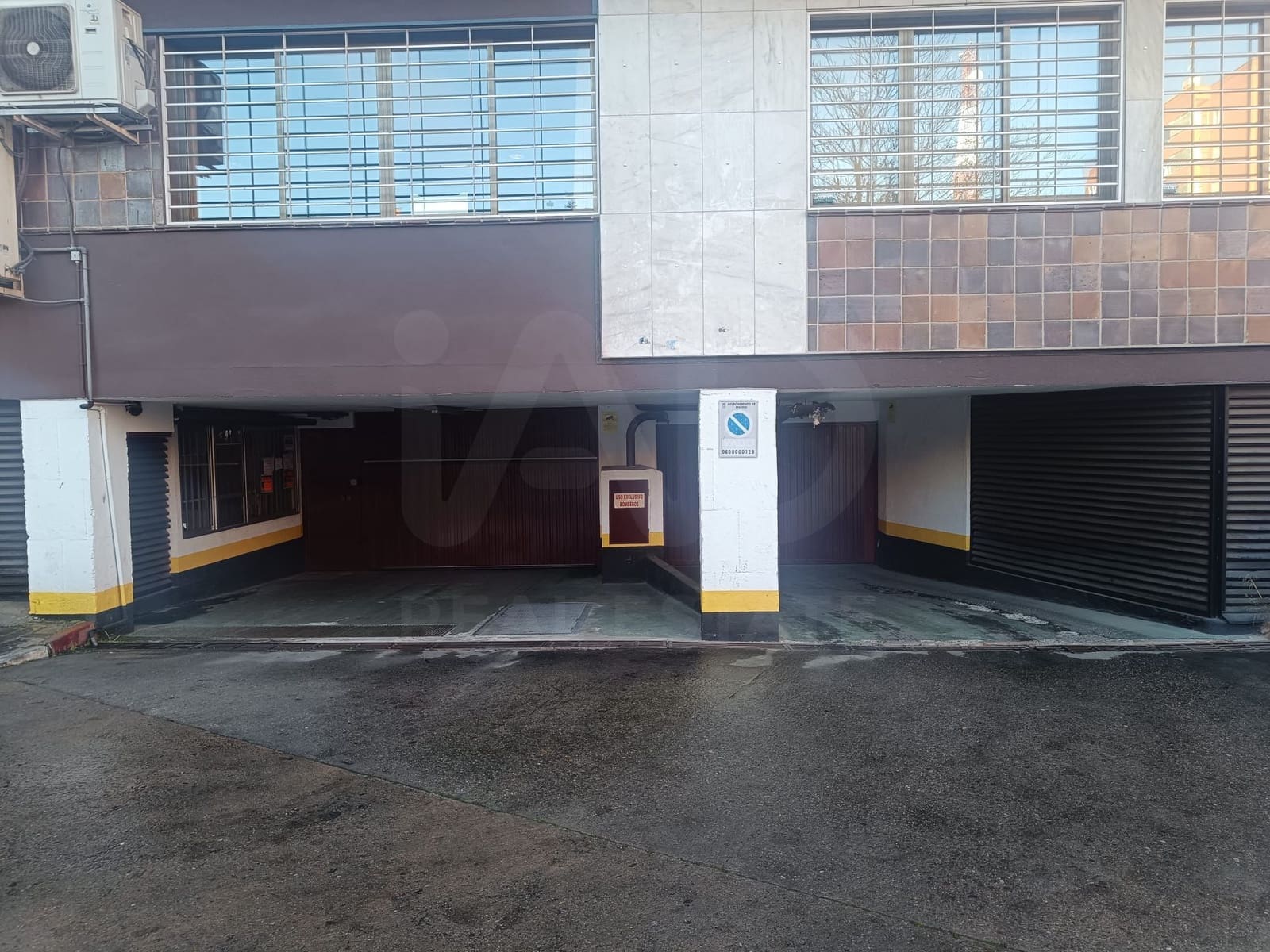 Garasje til salgs i Madrid by - € 15 000 (Ref: 9991106)