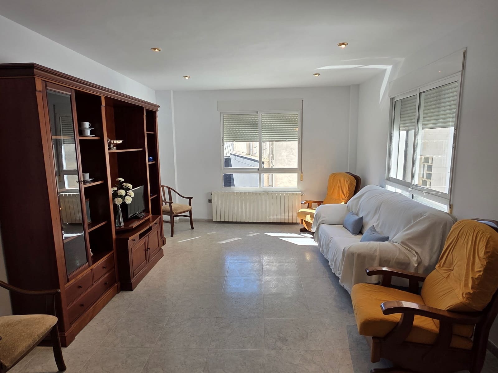 Erhverv til salg i Calasparra - € 250.000 (Ref: 9991107)