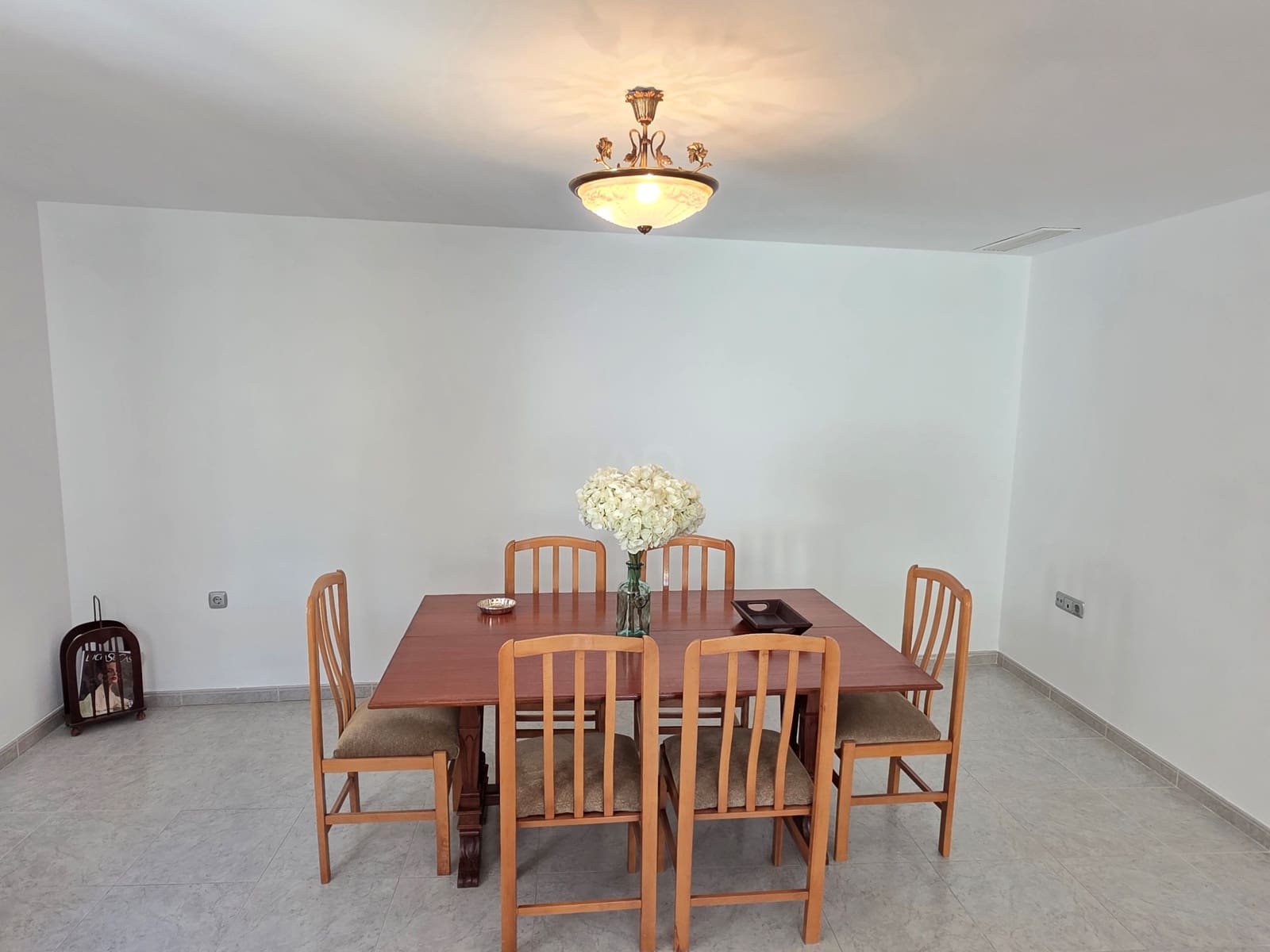 Erhverv til salg i Calasparra - € 250.000 (Ref: 9991107)