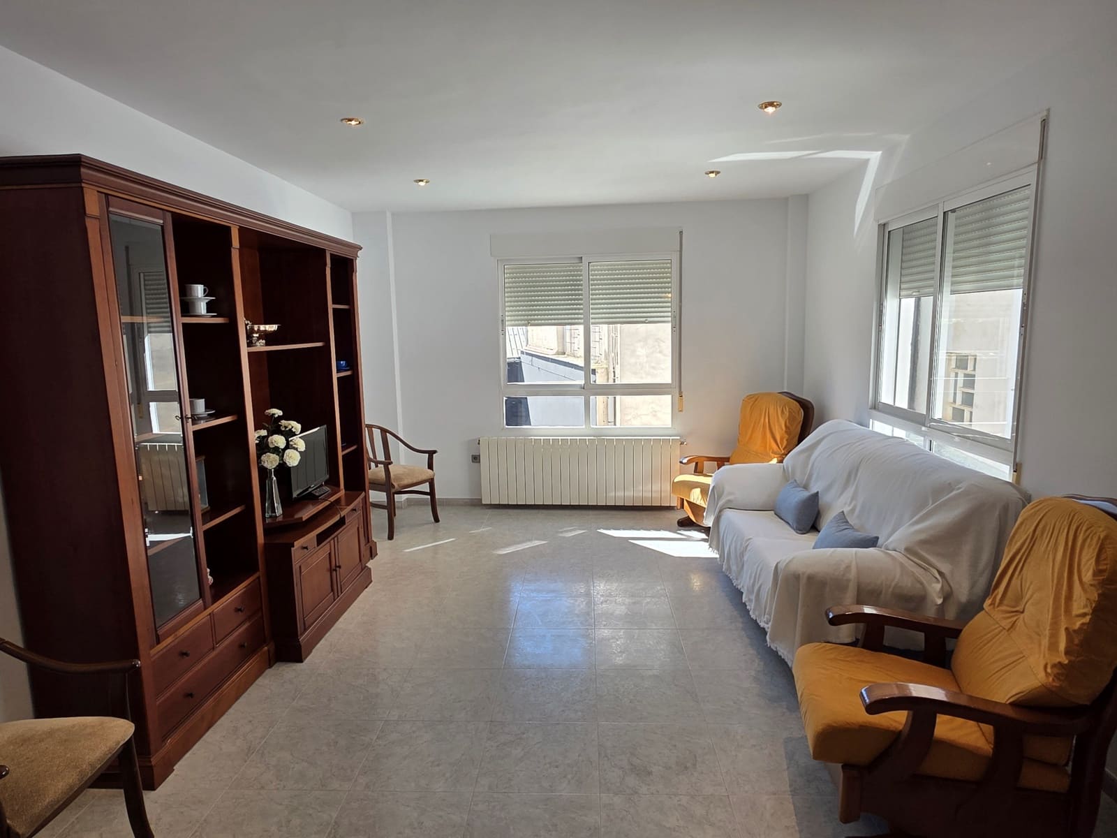 Erhverv til salg i Calasparra - € 250.000 (Ref: 9991107)