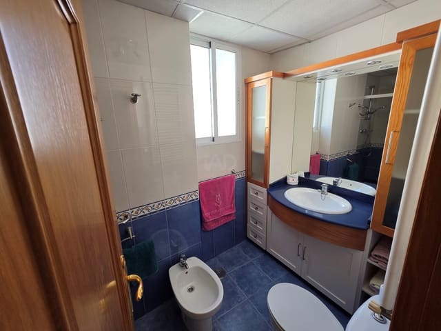 Erhverv til salg i Calasparra - € 250.000 (Ref: 9991107)