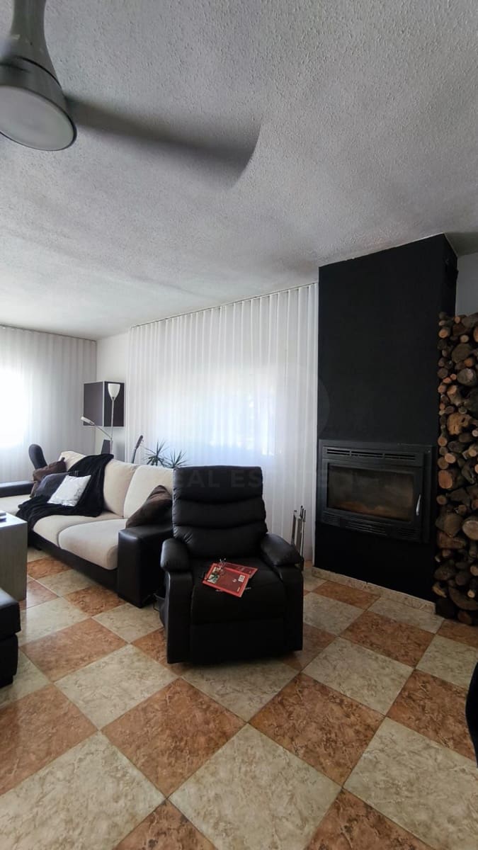 4 sypialnia Dom na sprzedaż w Miasto Madryt z basenem garażem - 399 000 € (Ref: 9991108)