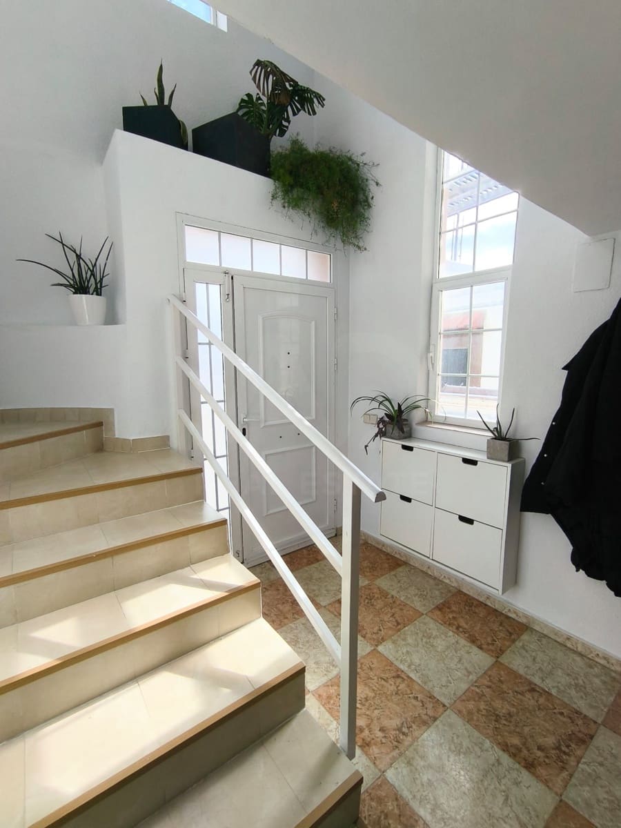4 sypialnia Dom na sprzedaż w Miasto Madryt z basenem garażem - 399 000 € (Ref: 9991108)