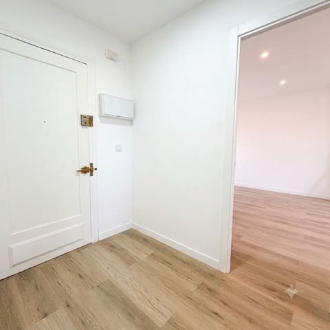 Apartamento de 3 habitaciones en La Aurora, Málaga ciudad en venta - 399.000 € (Ref: 9991109)