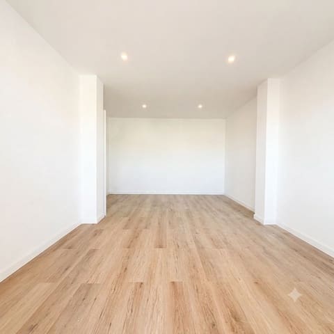 Apartamento de 3 habitaciones en La Aurora, Málaga ciudad en venta - 399.000 € (Ref: 9991109)