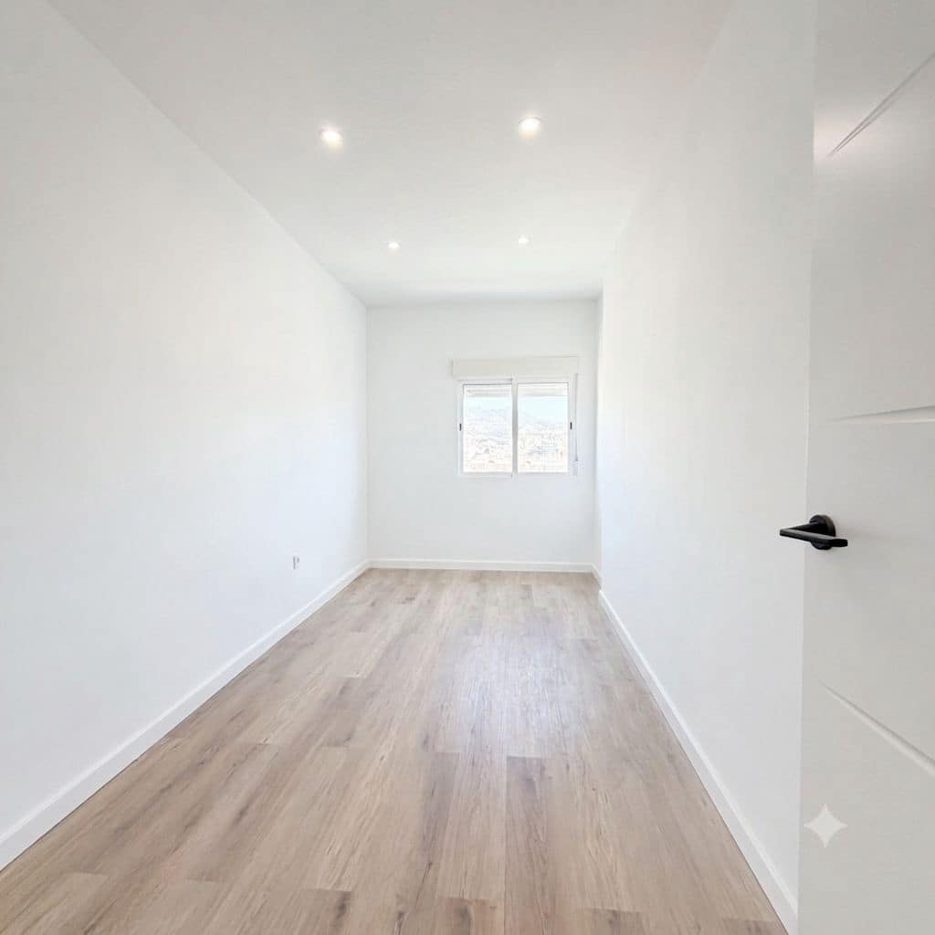 3 slaapkamer Appartement te koop in Malaga stad - € 399.000 (Ref: 9991109)