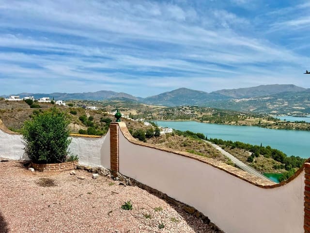 6 soverom Hus til salgs i Vélez-Málaga med svømmebasseng garasje - € 835 000 (Ref: 9991110)