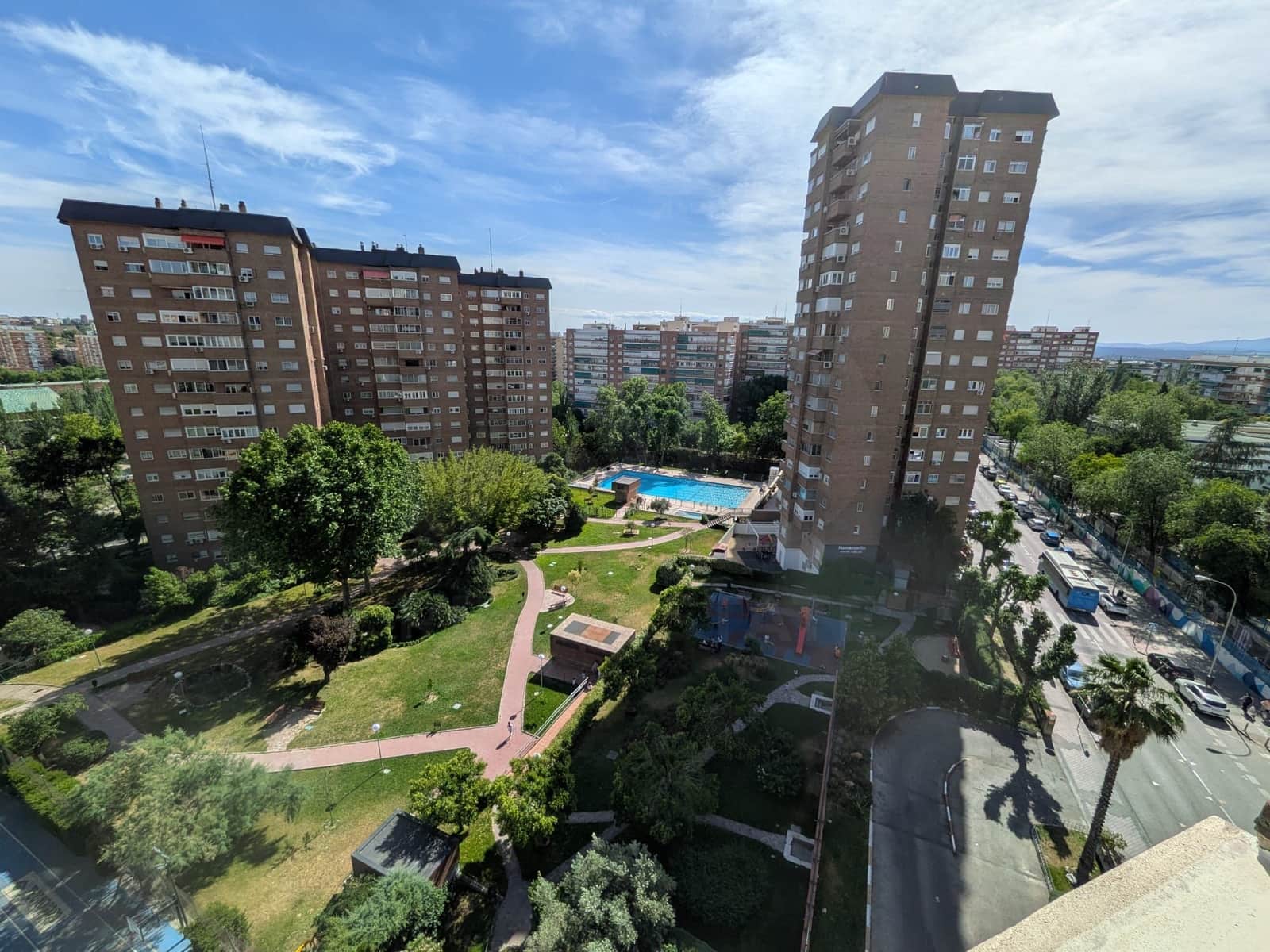 3 soveværelse Lejlighed til salg i Madrid by med swimmingpool garage - € 725.000 (Ref: 9991111)