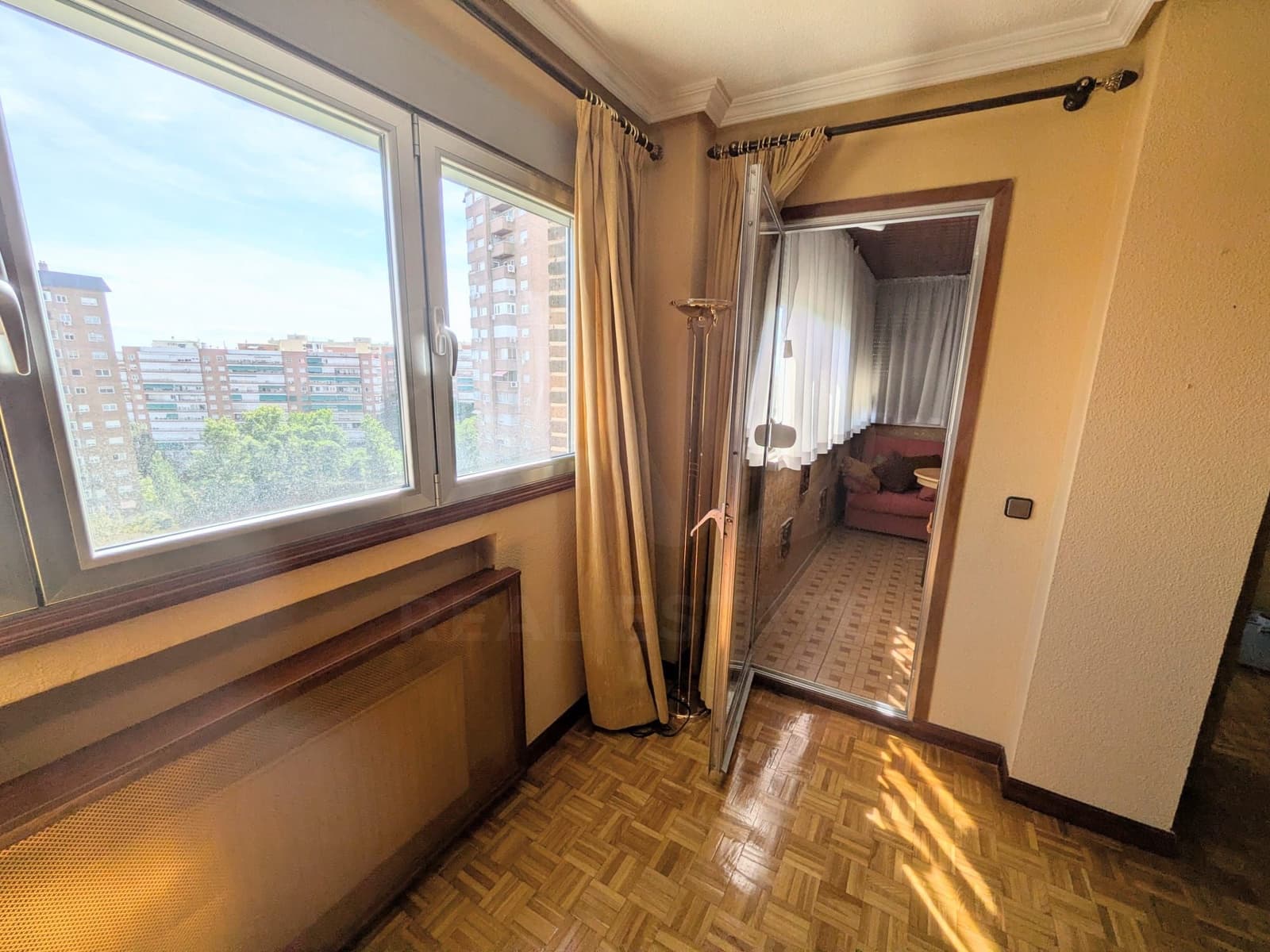 3 soveværelse Lejlighed til salg i Madrid by med swimmingpool garage - € 725.000 (Ref: 9991111)