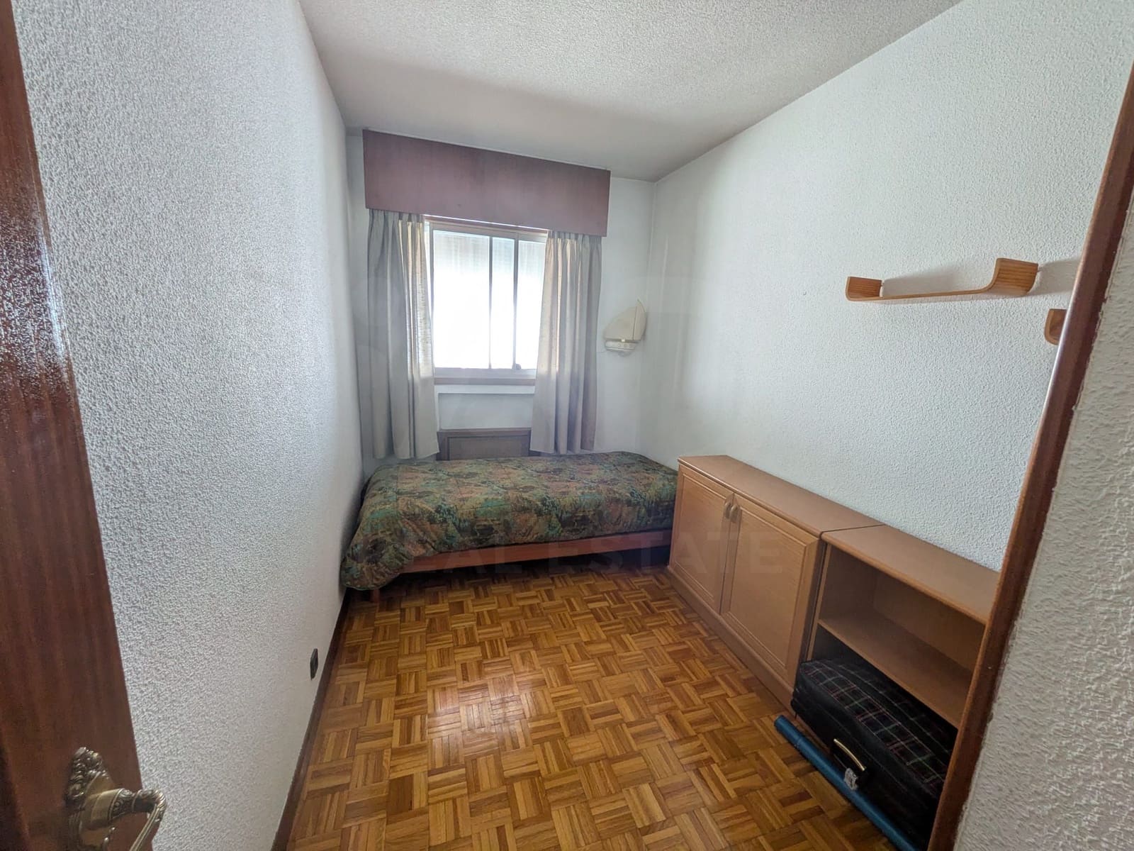 3 soveværelse Lejlighed til salg i Madrid by med swimmingpool garage - € 725.000 (Ref: 9991111)