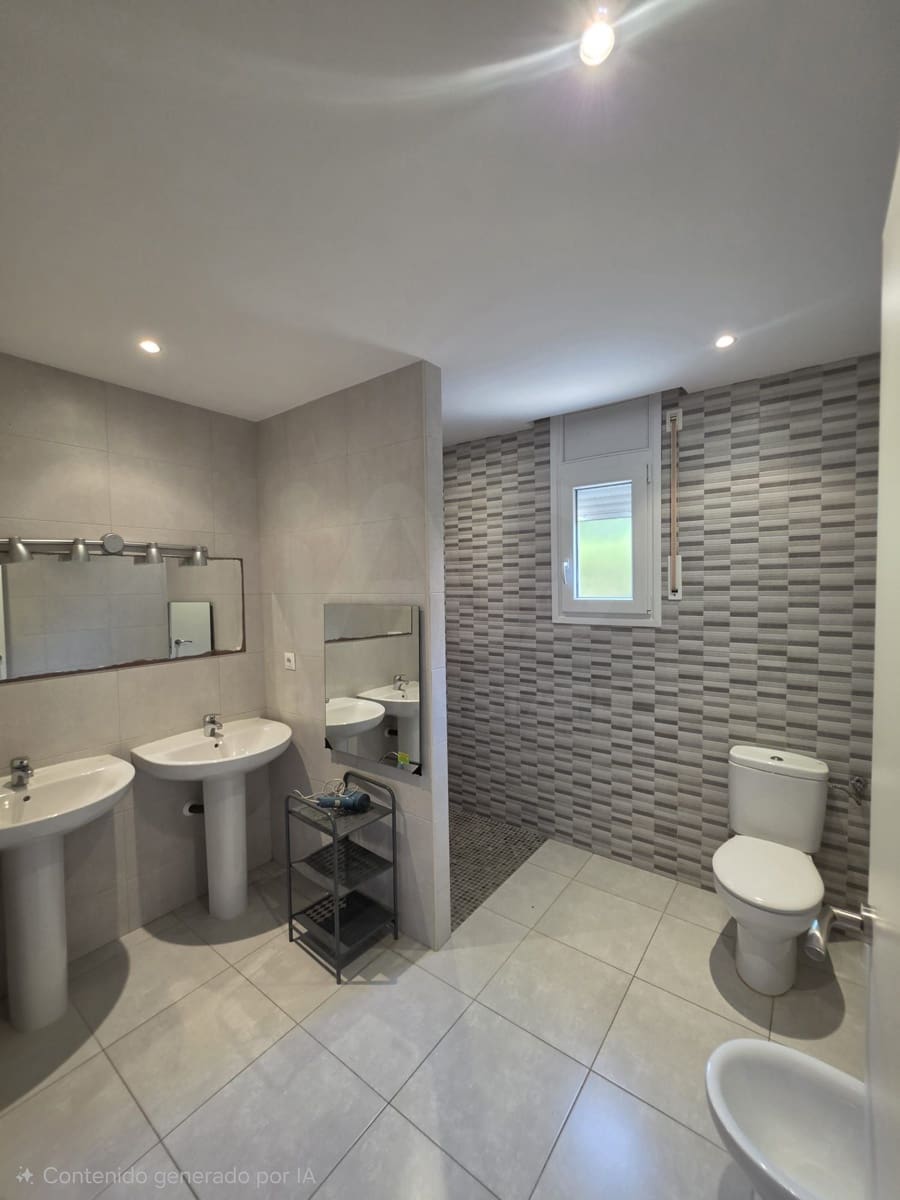 Casa de 4 habitaciones en L'Ametlla de Mar en venta con piscina - 385.000 € (Ref: 9991113)