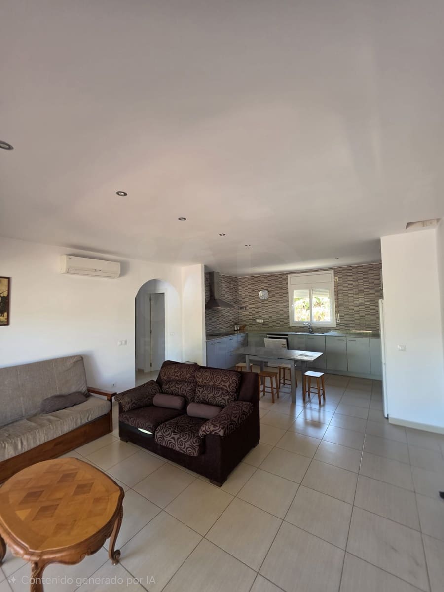 Casa de 4 habitaciones en L'Ametlla de Mar en venta con piscina - 385.000 € (Ref: 9991113)