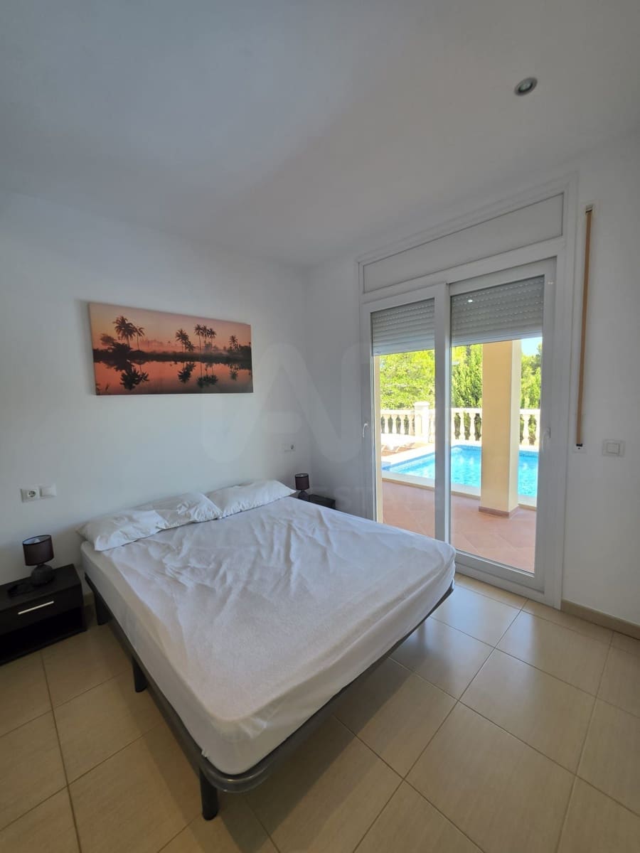 Casa de 4 habitaciones en L'Ametlla de Mar en venta con piscina - 385.000 € (Ref: 9991113)