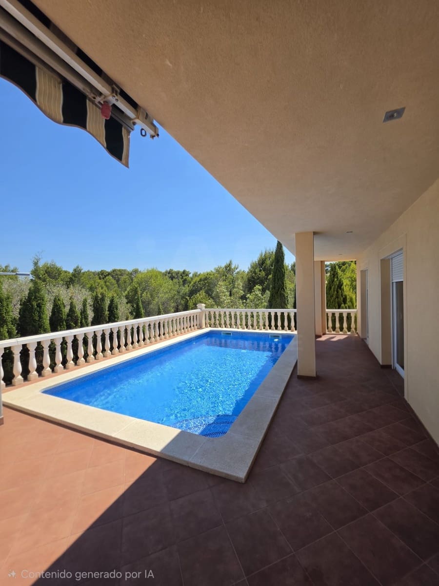 Casa de 4 habitaciones en L'Ametlla de Mar en venta con piscina - 385.000 € (Ref: 9991113)