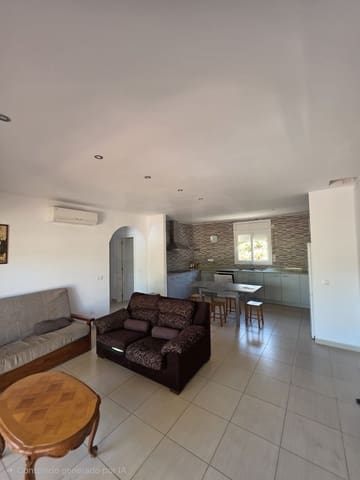 Casa de 4 habitaciones en L'Ametlla de Mar en venta con piscina - 385.000 € (Ref: 9991113)