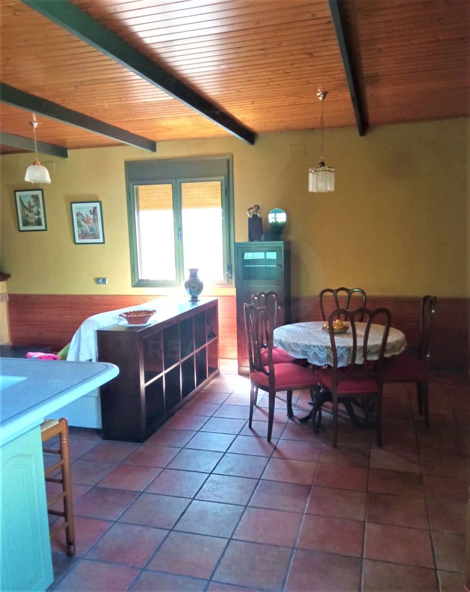 5 soverom Hus til salgs i Mora d'Ebre med svømmebasseng garasje - € 475 000 (Ref: 9991115)