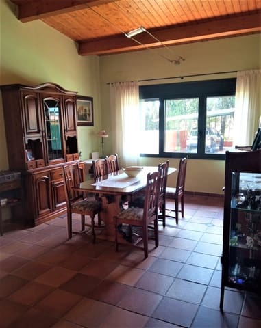 5 soverom Hus til salgs i Móra d'Ebre med svømmebasseng garasje - € 475 000 (Ref: 9991115)