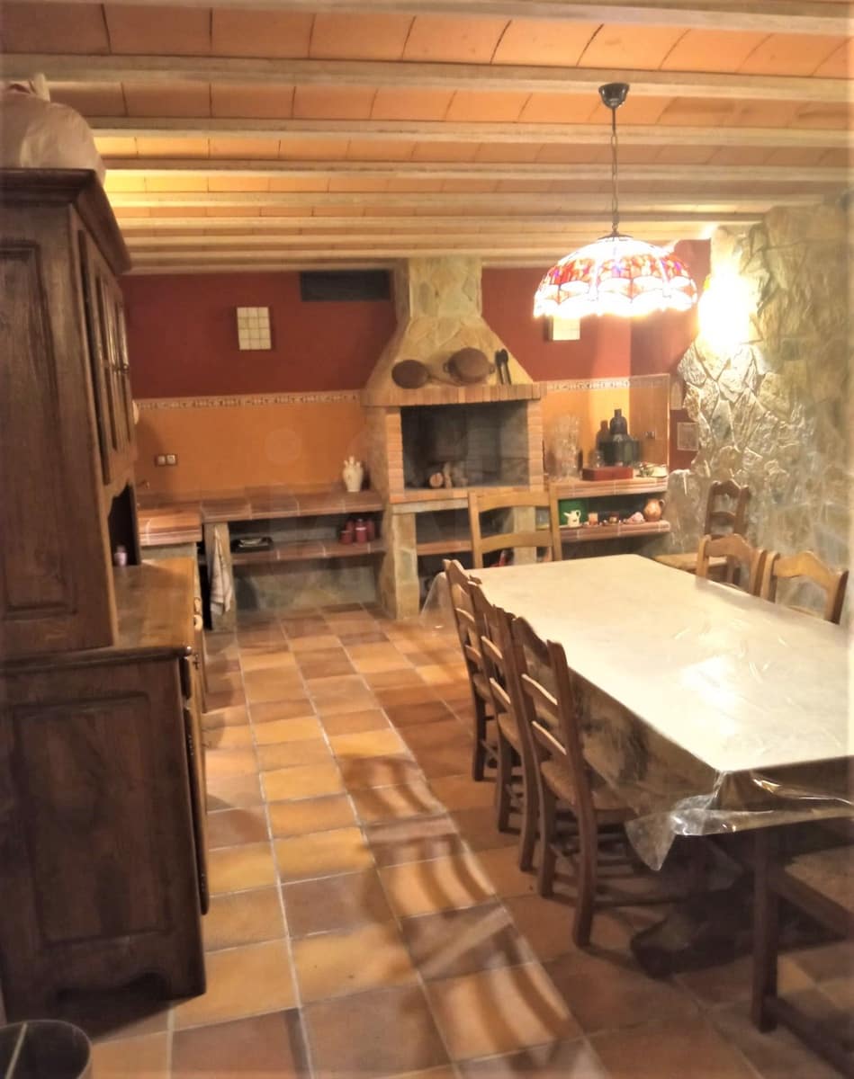 5 soverom Hus til salgs i Mora d'Ebre med svømmebasseng garasje - € 475 000 (Ref: 9991115)
