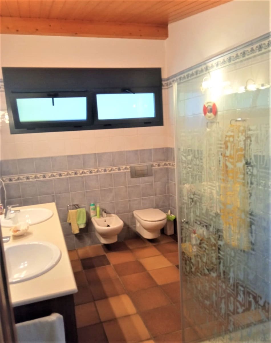 5 soverom Hus til salgs i Mora d'Ebre med svømmebasseng garasje - € 475 000 (Ref: 9991115)