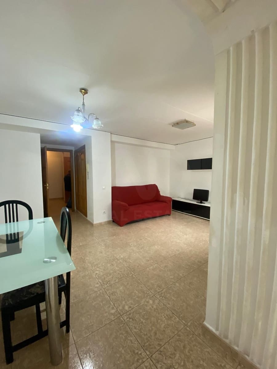 Erhverv til salg i Tarragona by - € 200.000 (Ref: 9991116)