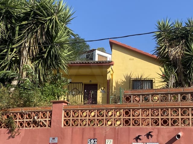 3 slaapkamer Huis te koop in La Bisbal del Penedès met zwembad garage - € 199.000 (Ref: 9991119)