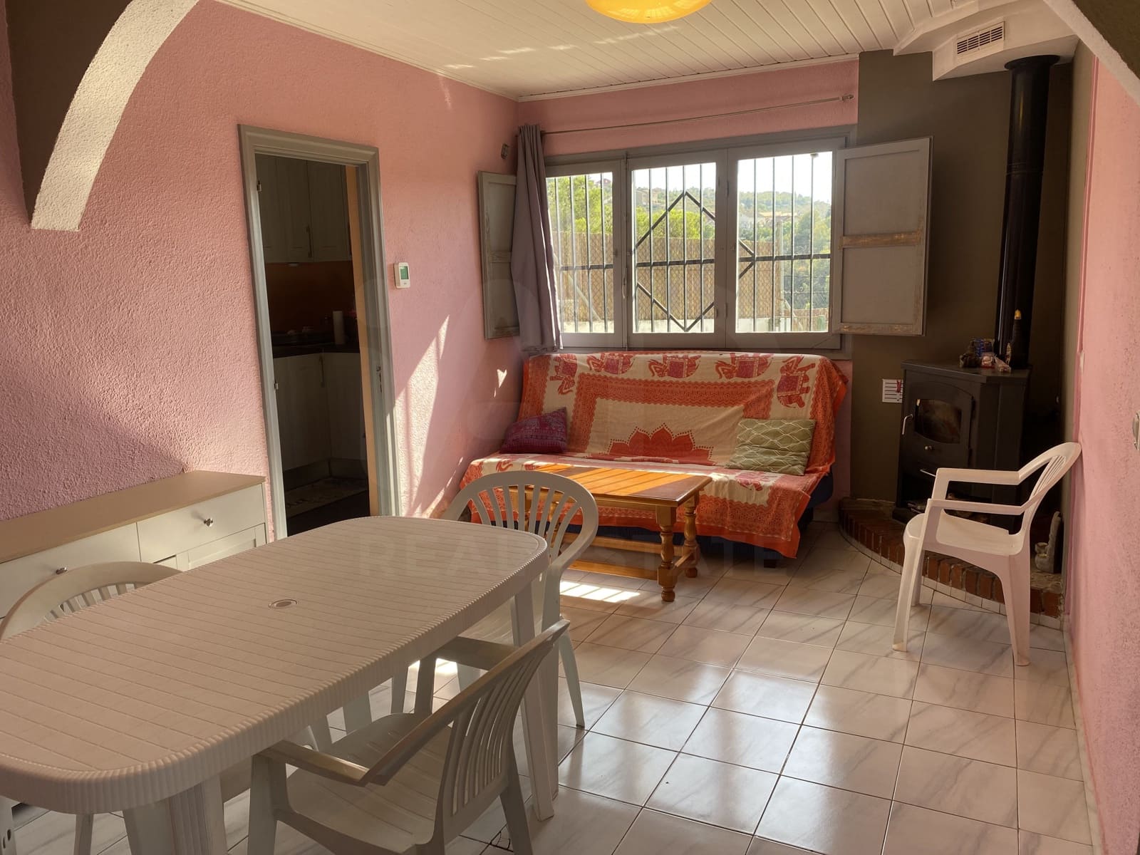3 sovrum Hus till salu i La Bisbal del Penedes med pool garage - 199 000 € (Ref: 9991119)