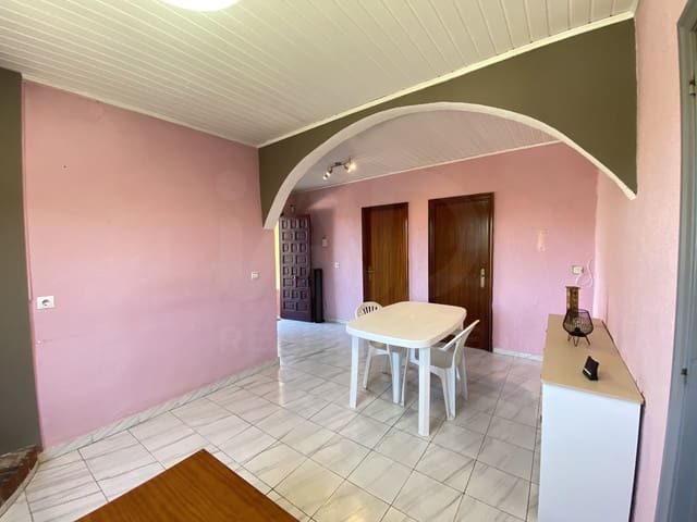 3 camera da letto Casa in vendita in La Bisbal del Penedès con piscina garage - 199.000 € (Rif: 9991119)