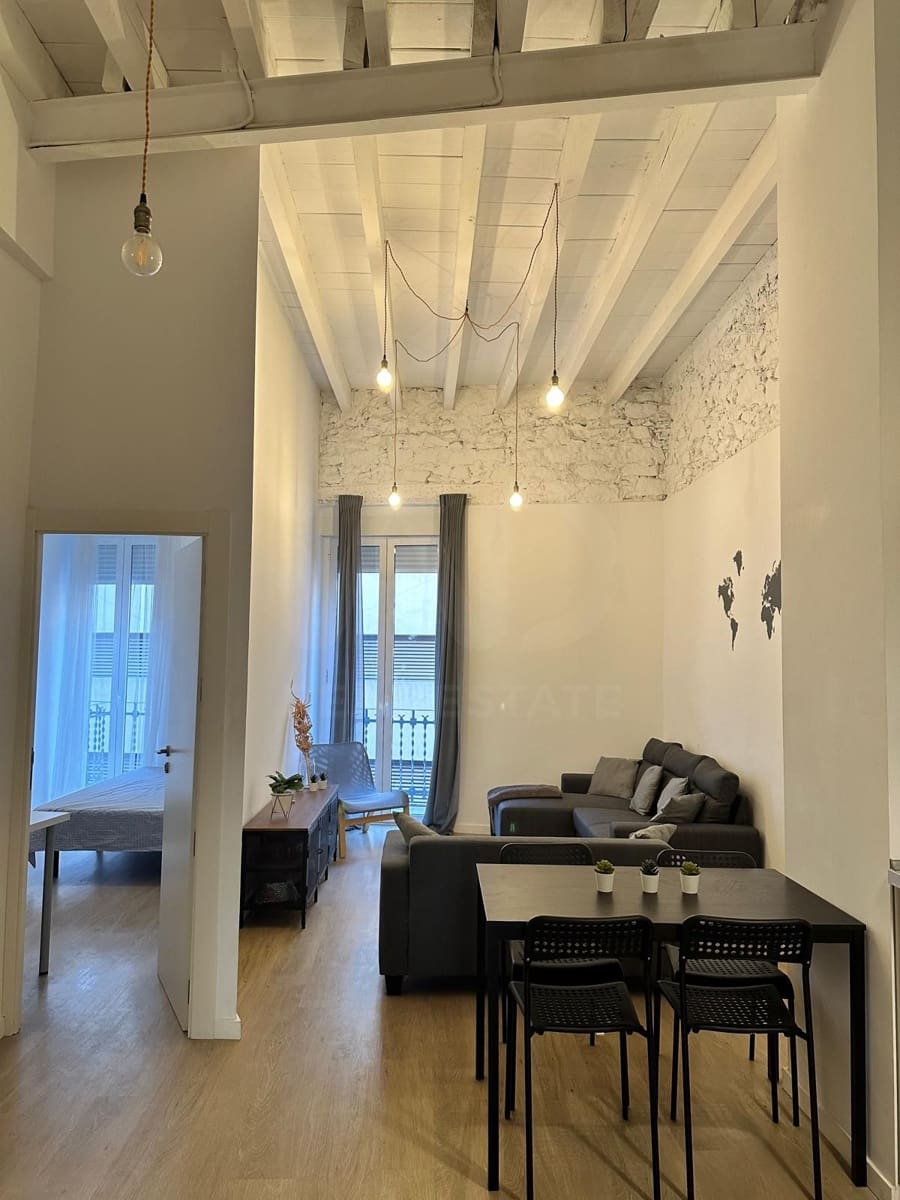 3 soveværelse Lejlighed til salg i Alicante by - € 350.000 (Ref: 9991120)