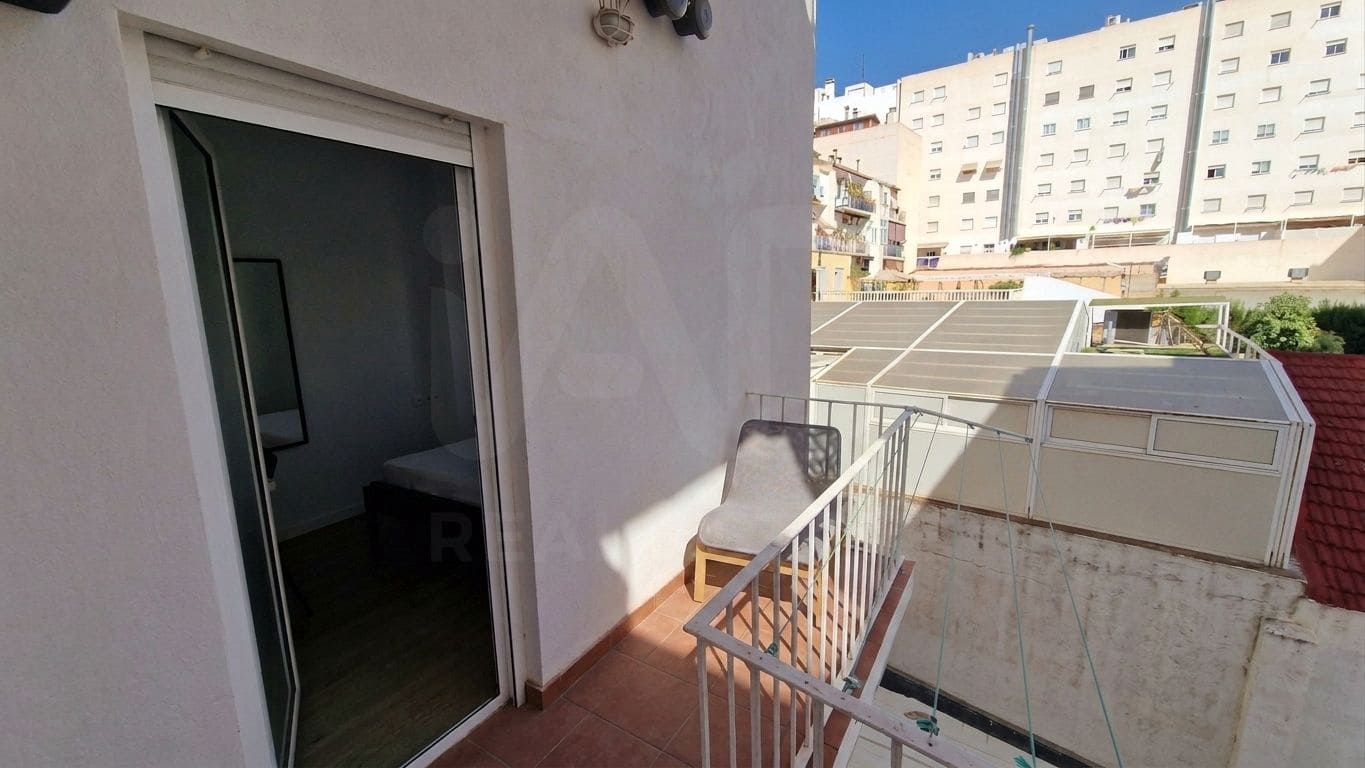 3 soveværelse Lejlighed til salg i Alicante by - € 330.000 (Ref: 9991120)