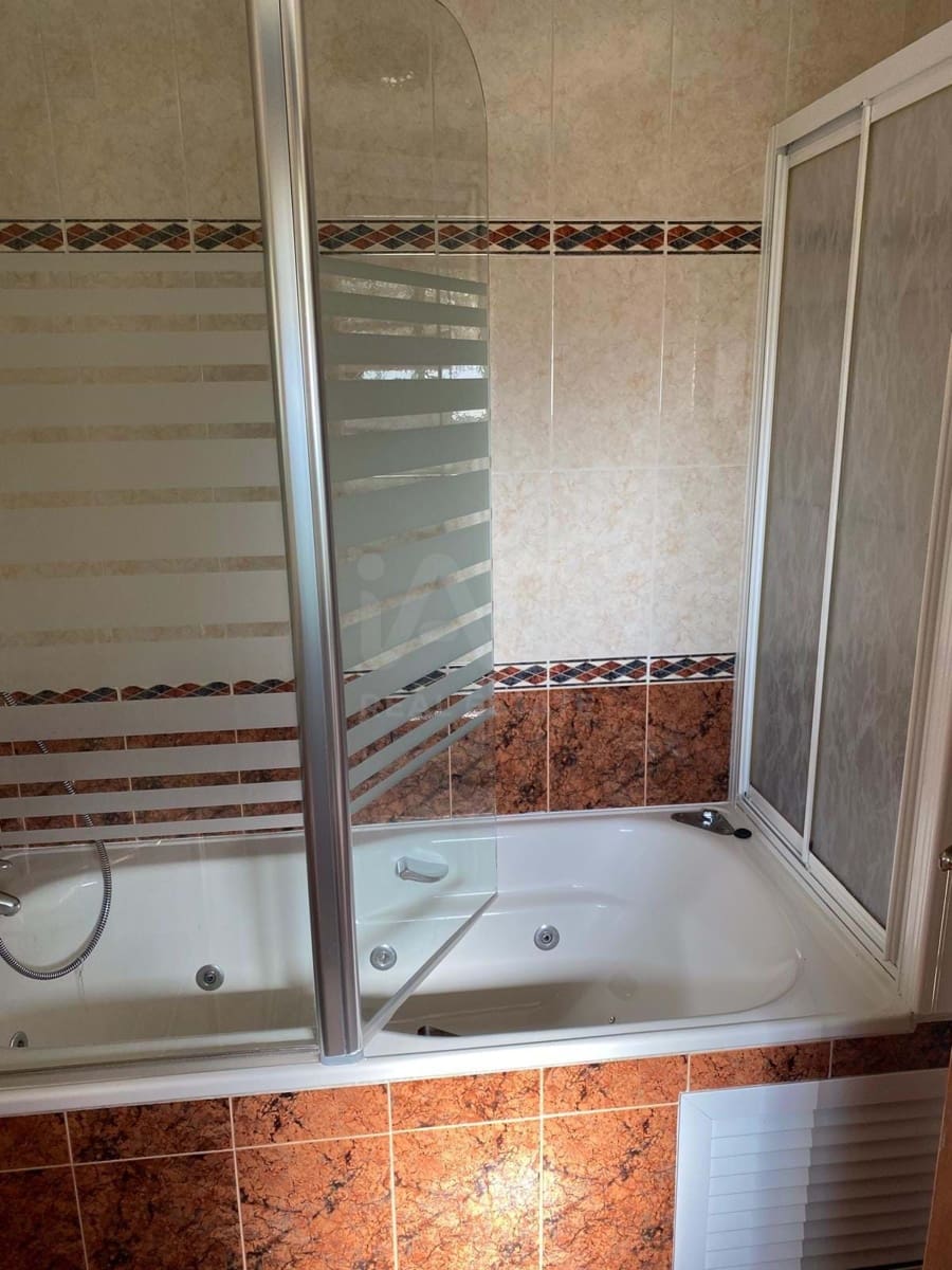 4 chambre Villa/Maison à vendre à Valladolid ville avec garage - 312 000 € (Ref: 9991121)