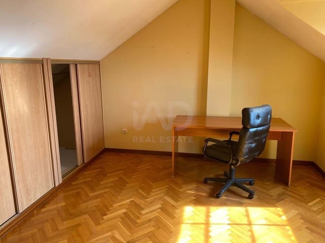 4 sovrum Villa till salu i Valladolid stad med garage - 312 000 € (Ref: 9991121)