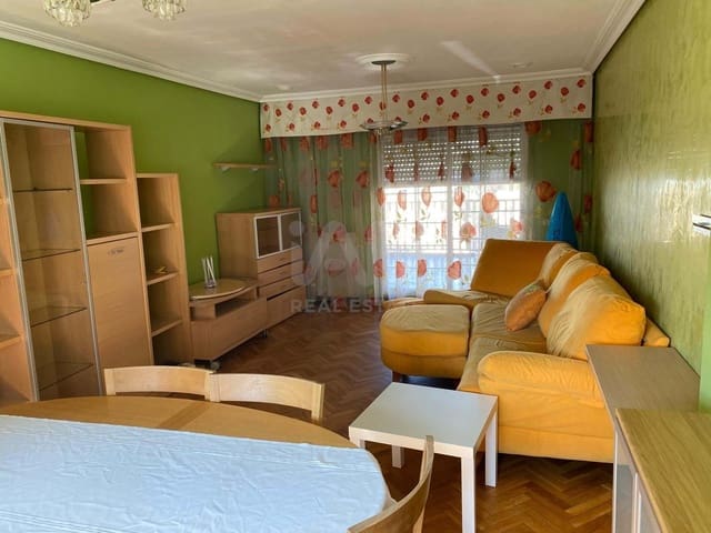 4 sovrum Villa till salu i Valladolid stad med garage - 312 000 € (Ref: 9991121)