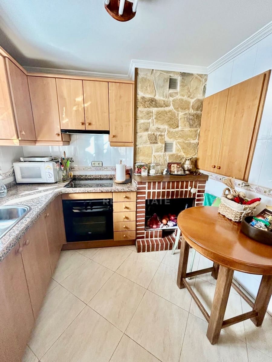 3 slaapkamer Huis te koop in Zamora stad met garage - € 120.000 (Ref: 9991123)