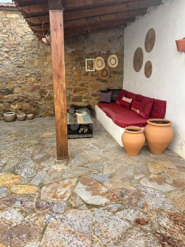 3 slaapkamer Huis te koop in Zamora stad met garage - € 120.000 (Ref: 9991123)