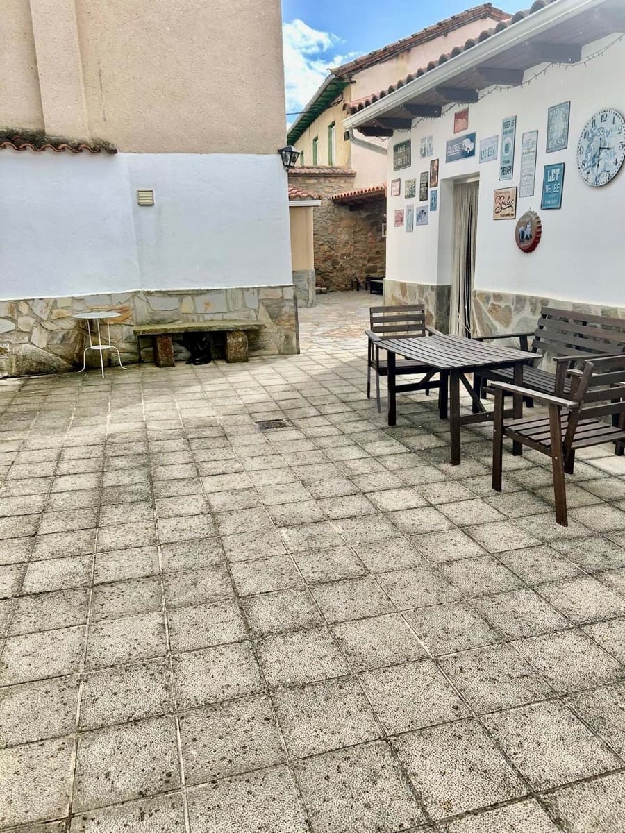3 slaapkamer Huis te koop in Zamora stad met garage - € 120.000 (Ref: 9991123)