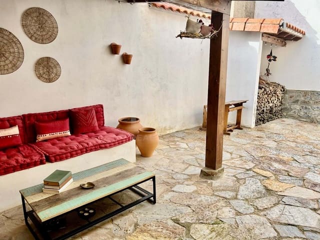 3 slaapkamer Huis te koop in Zamora stad met garage - € 120.000 (Ref: 9991123)