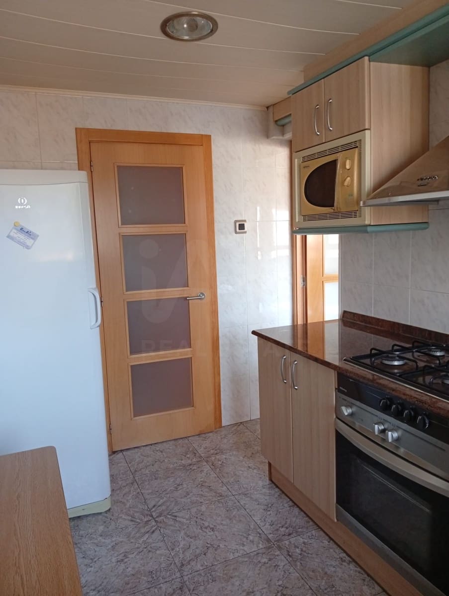 4 soverom Leilighet til salgs i Tarragona by - € 99 000 (Ref: 9991126)