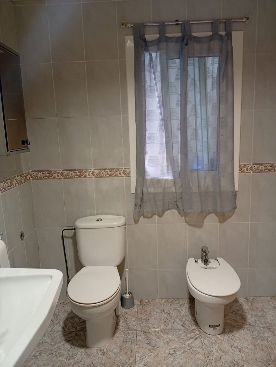 4 soverom Leilighet til salgs i Tarragona by - € 99 000 (Ref: 9991126)