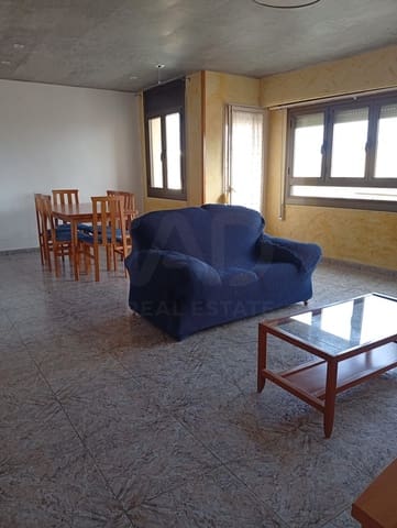 4 soveværelse Lejlighed til salg i Tarragona by - € 99.000 (Ref: 9991126)